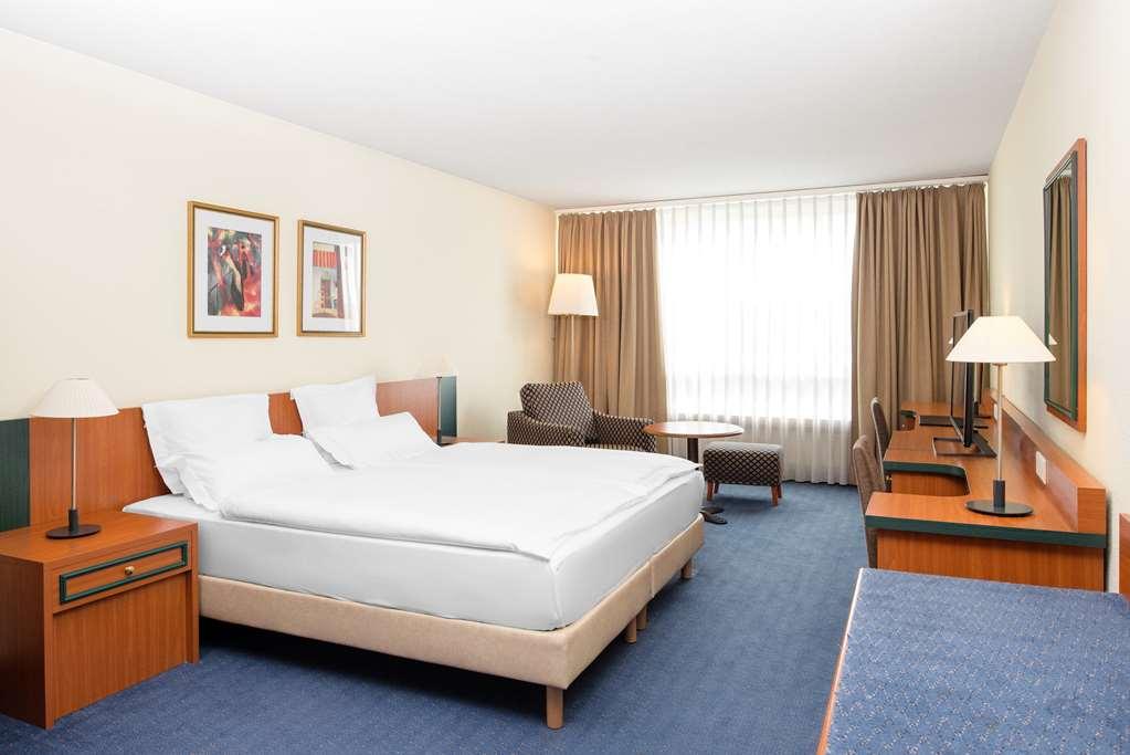 Nh Fribourg Hotel Номер фото