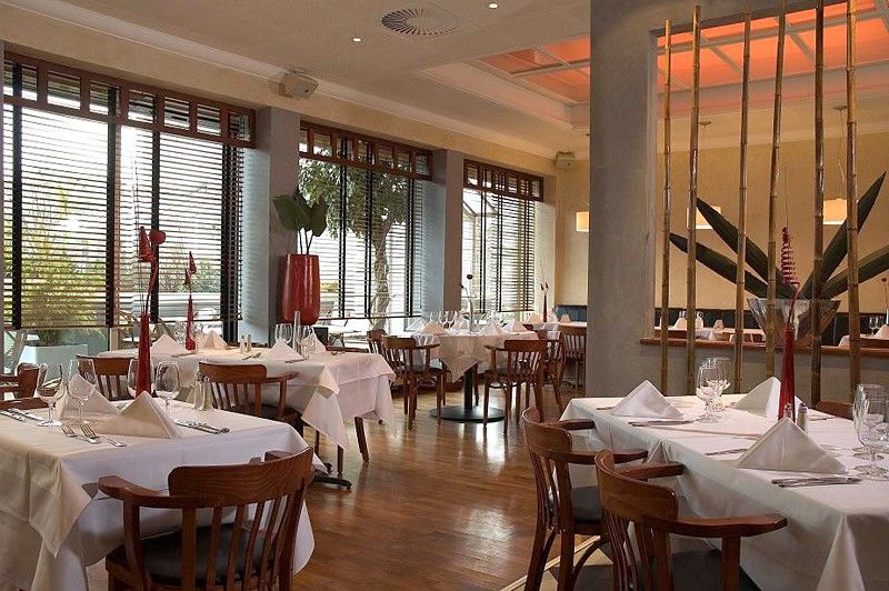 Nh Fribourg Hotel Экстерьер фото